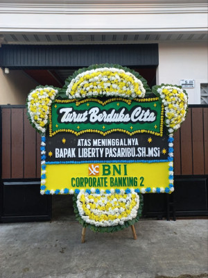 Papan Bunga Duka di Selopamioro