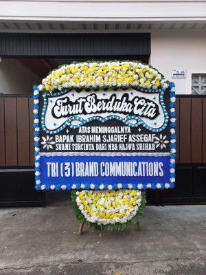 Papan Bunga Duka di Selopamioro